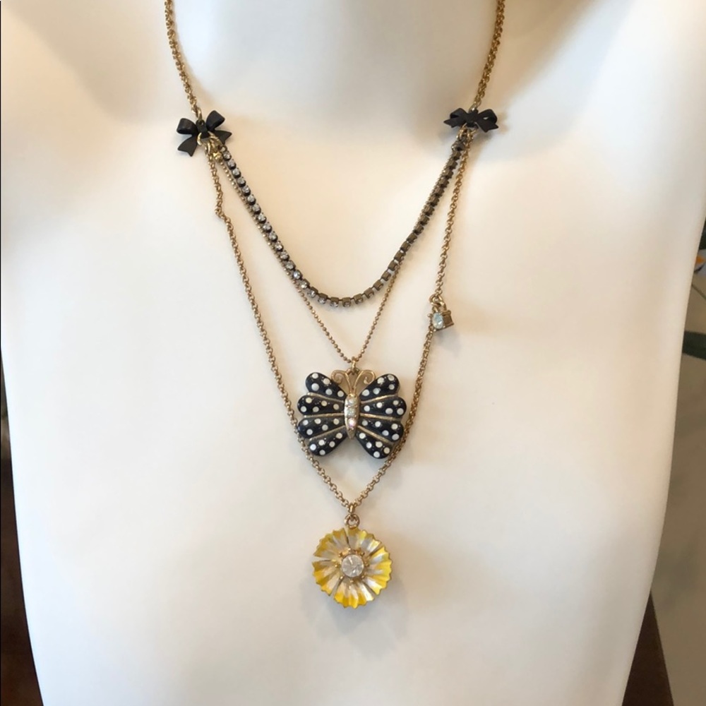 NWOT Betsey Johnson Necklace